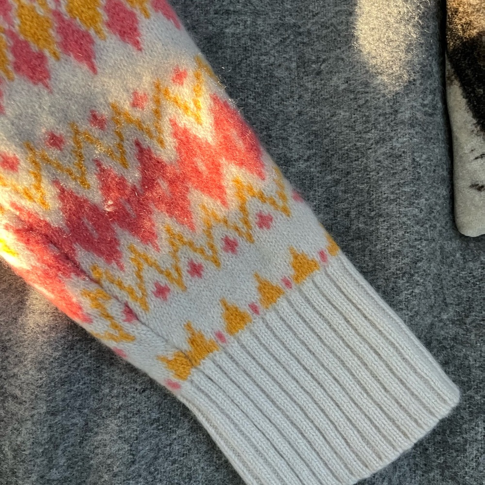 J. Crew 100% cashmere sweater - small - Picture 4 of 6